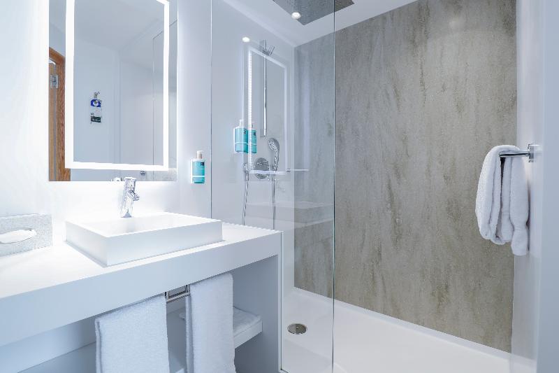 Novotel Luxembourg Centre image