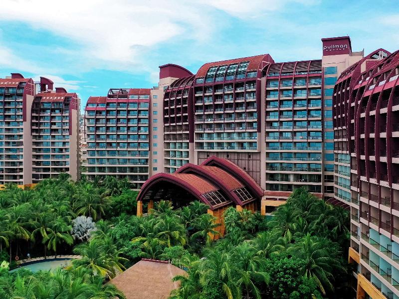 Pullman Oceanview Sanya Bay Resort & Spa image