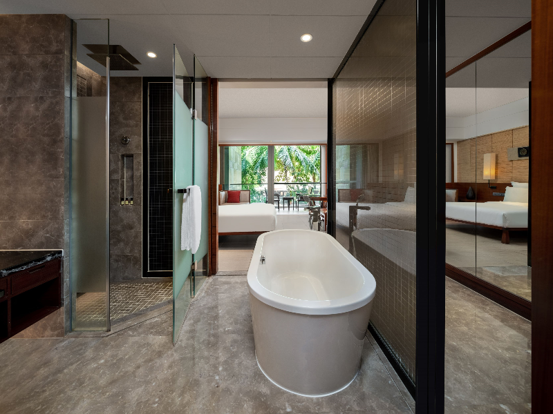 Pullman Oceanview Sanya Bay Resort & Spa image