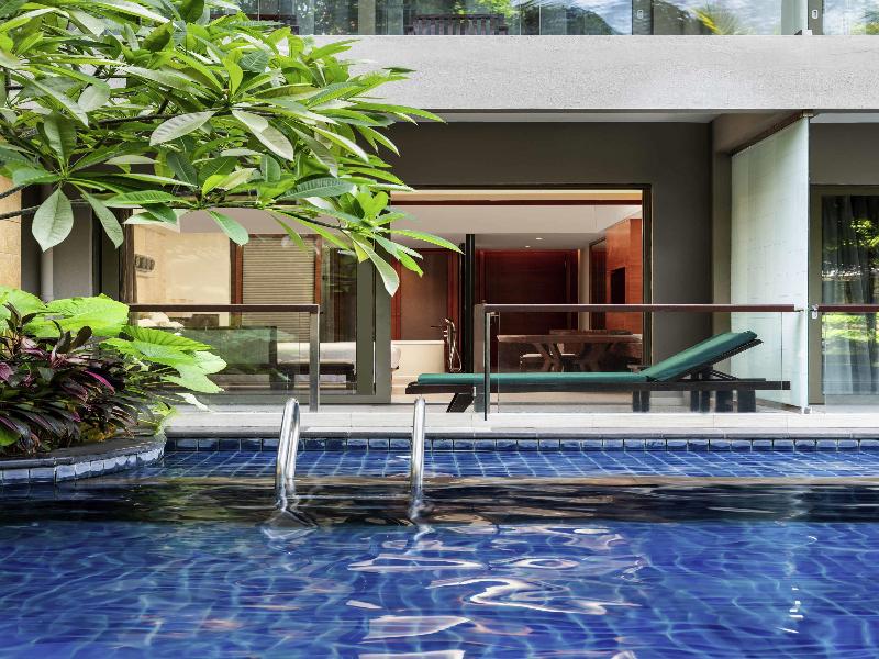 Pullman Oceanview Sanya Bay Resort & Spa image