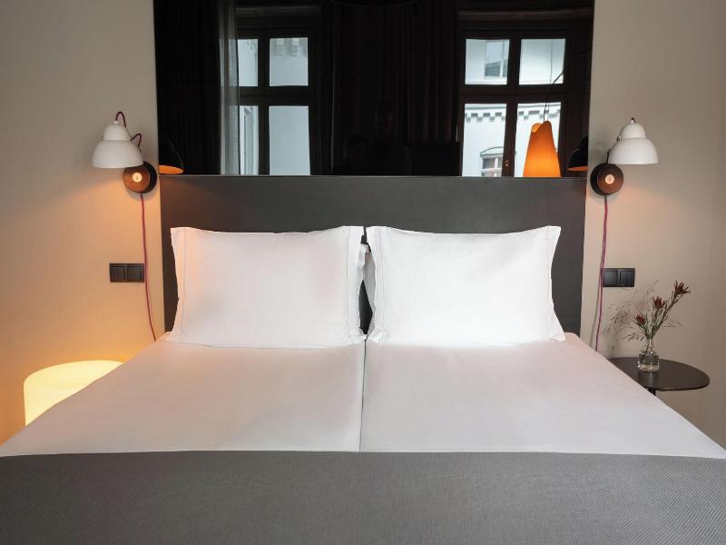 Nobis Hotel image