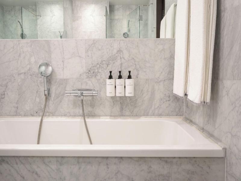 Nobis Hotel image
