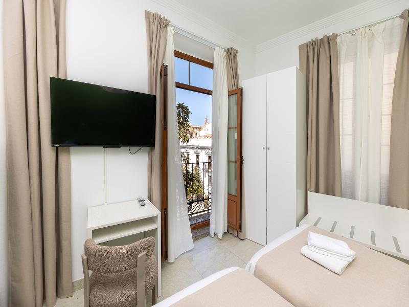 Nest Style Granada image