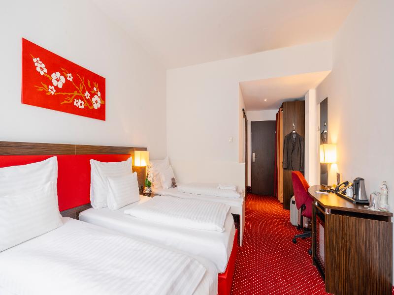 PLAZA INN Amedia Wien image