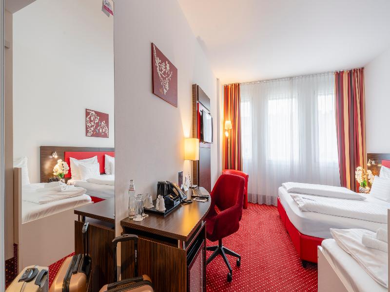 PLAZA INN Amedia Wien image