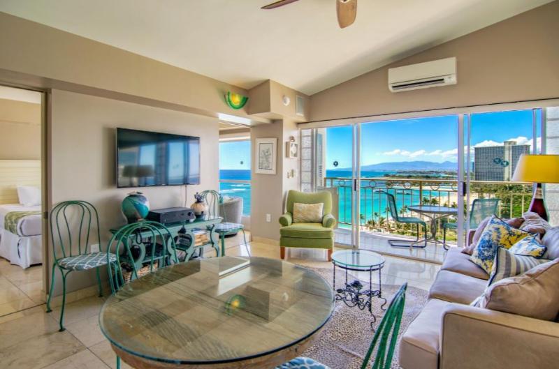 Waikiki Shore by Outrigger