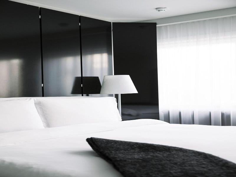 Hotel 101 image