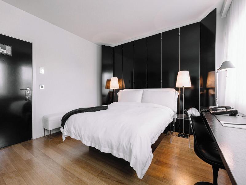 Hotel 101 image
