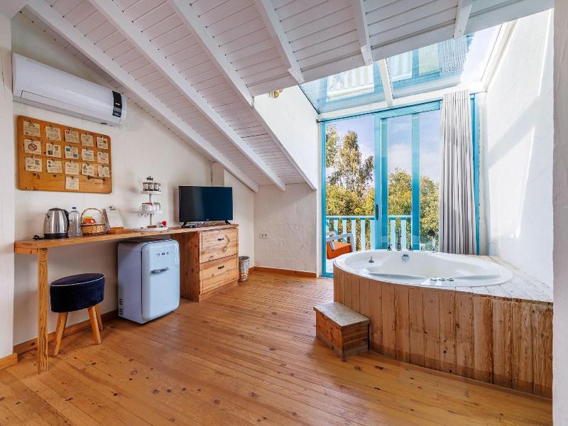 Yonca Lodge image