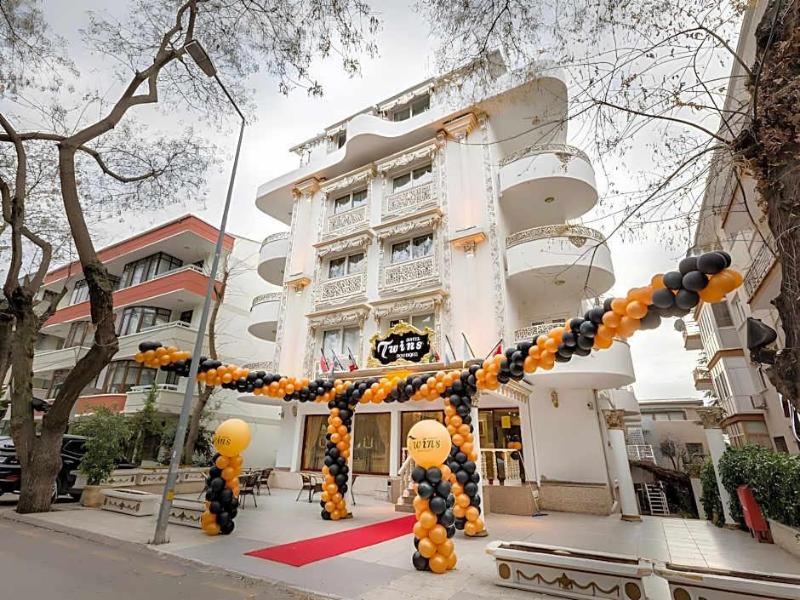 Golden Boutique Hotel image