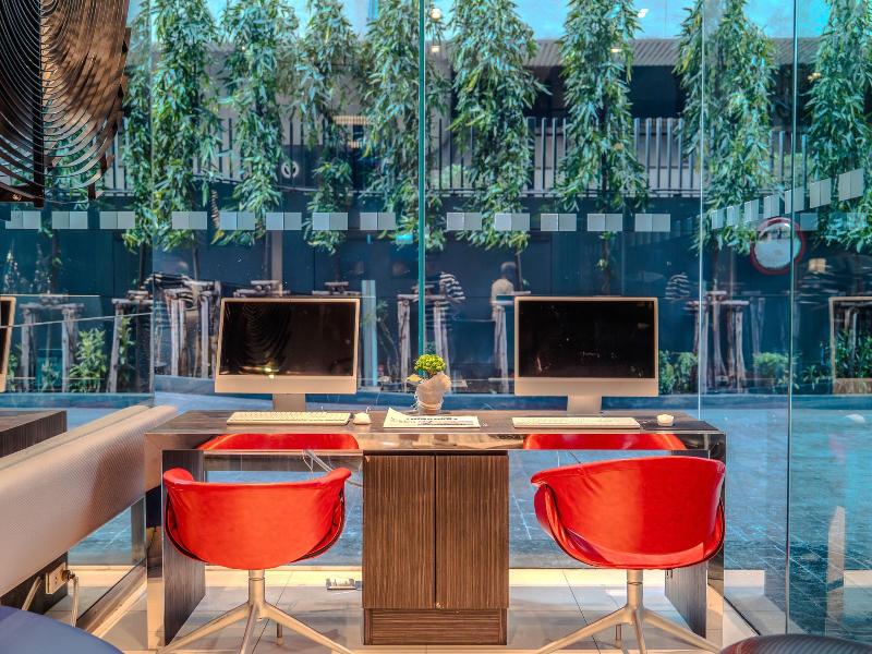 Holiday Inn Express Bangkok Siam image