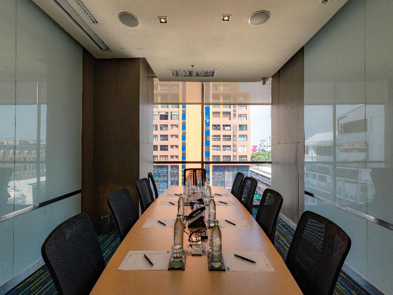 Holiday Inn Express Bangkok Siam image