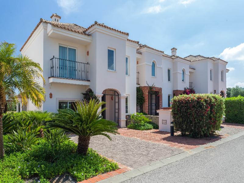 Arcos Gardens Sol Rent Golf image