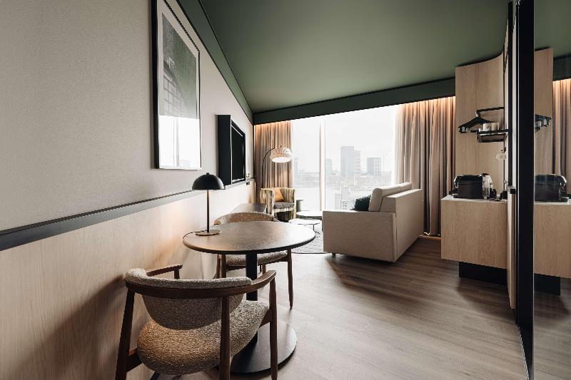 Stay in style at Doubletree By Hilton Amsterdam Centraal Station