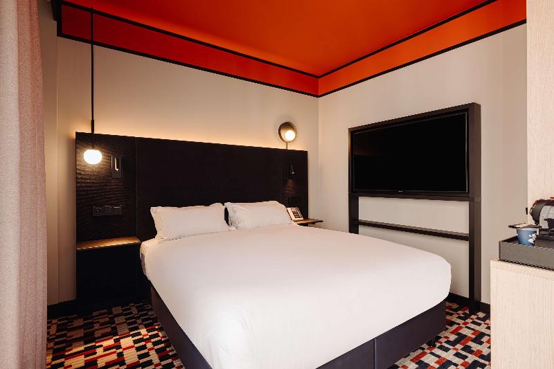 Stay in style at Doubletree By Hilton Amsterdam Centraal Station