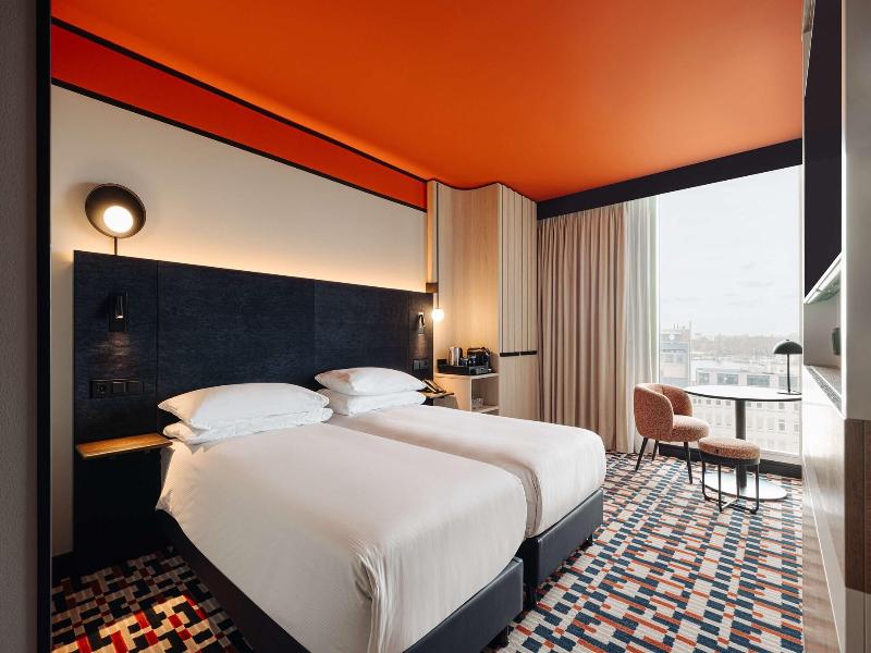 Doubletree By Hilton Amsterdam Centraal Station image