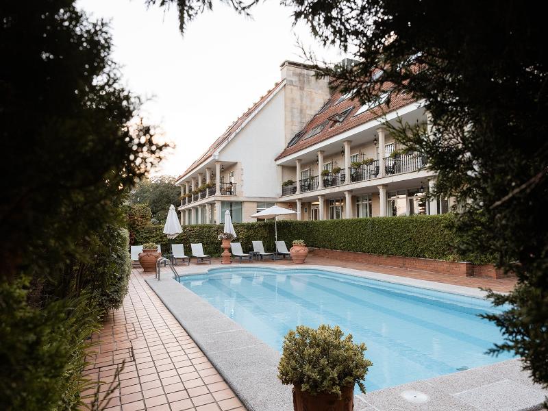 Villa Covelo image