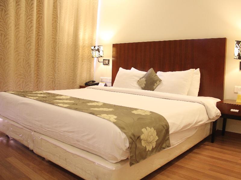 Hotel The Aures image