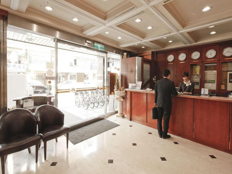Cambridge Tainan Hotel image