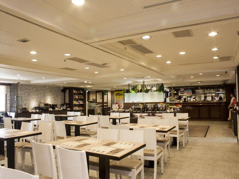 Cambridge Tainan Hotel image