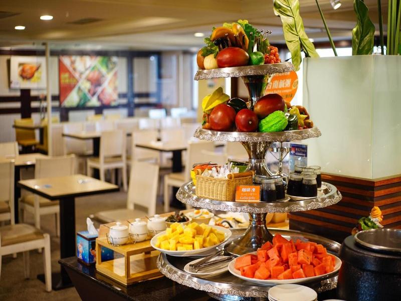 Cambridge Tainan Hotel image