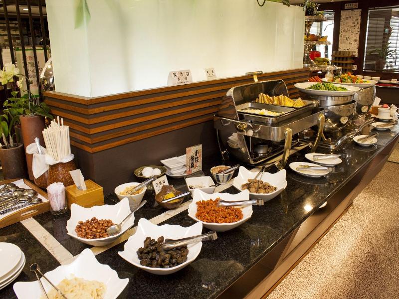 Cambridge Tainan Hotel image