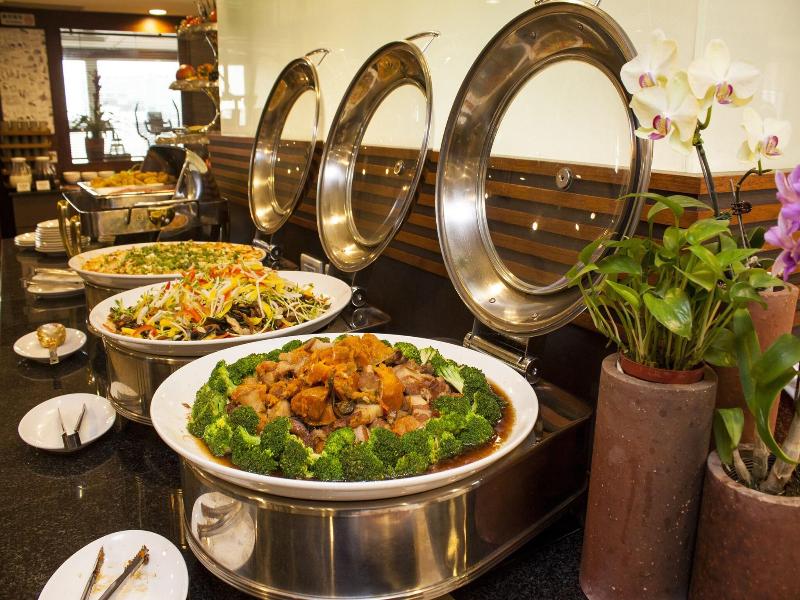 Cambridge Tainan Hotel image