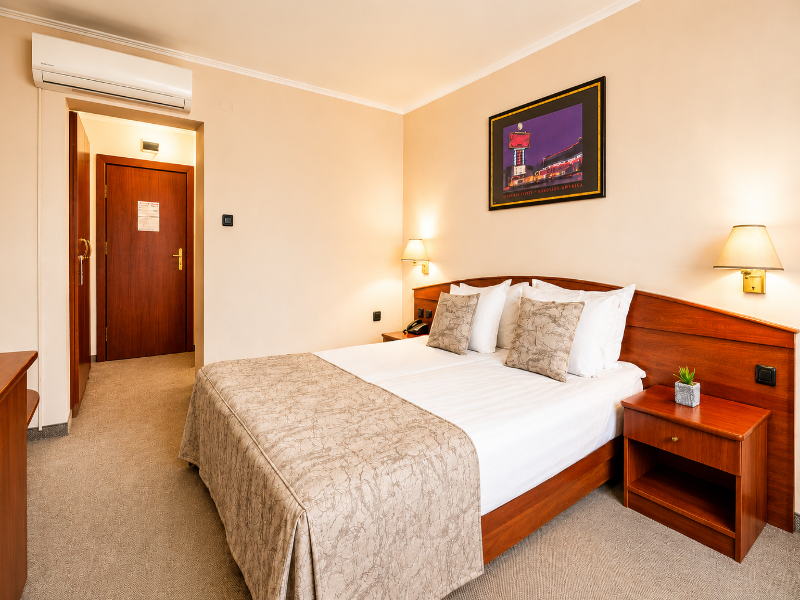 Orbita Hotel image