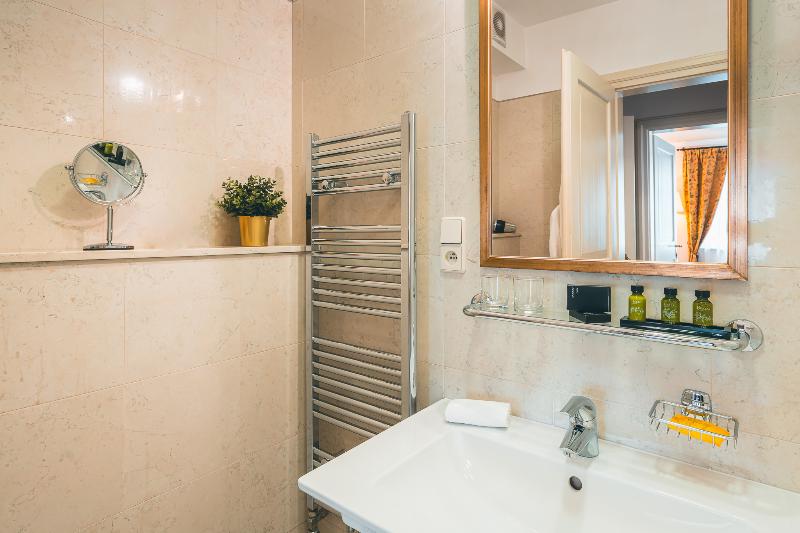 Appia Hotel Residence Prague image