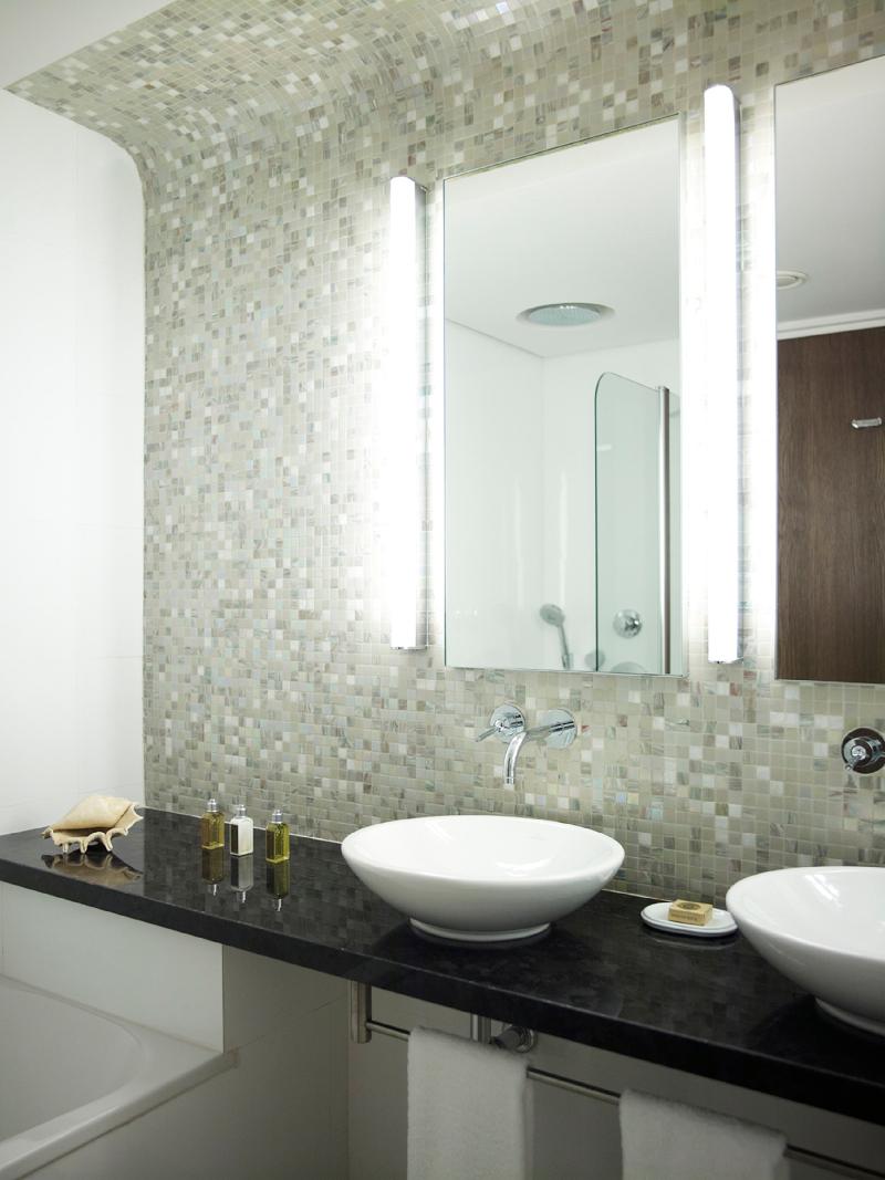Sunrise Pearl Hotel & Spa image