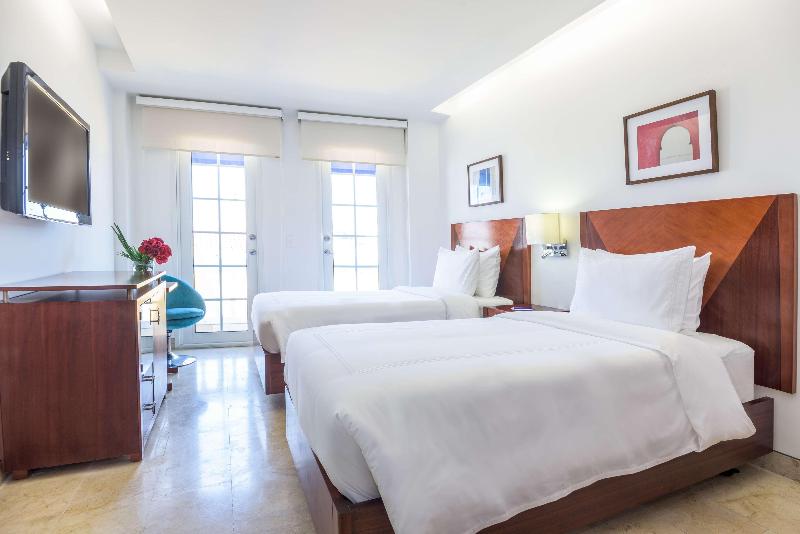 NH Cartagena Urban Royal image