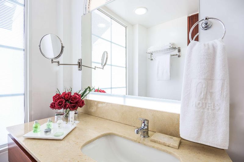 NH Cartagena Urban Royal image