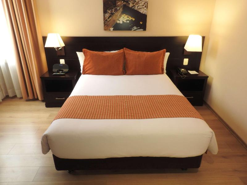 Mercure Alameda Quito image