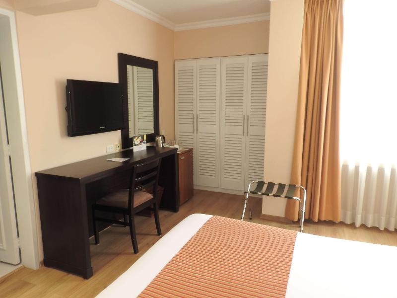 Mercure Alameda Quito image