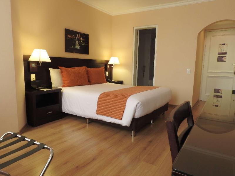 Mercure Alameda Quito image
