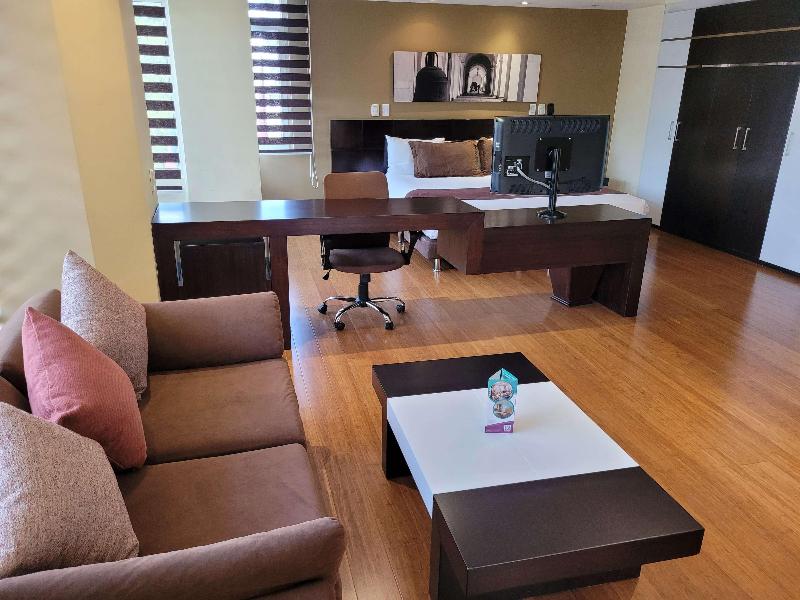 Mercure Alameda Quito image