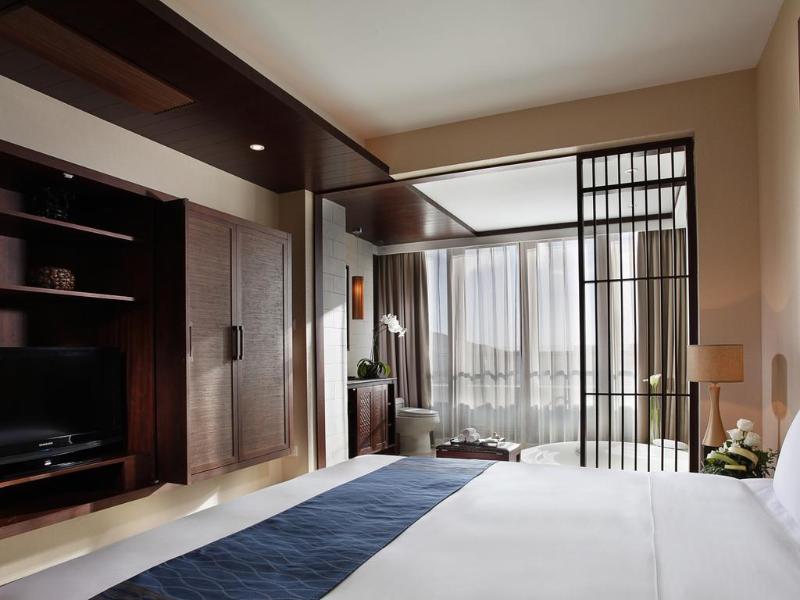 Serenity Coast Resort