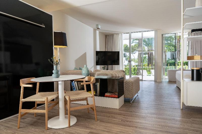 Beach House Hotel Beach House Hotel