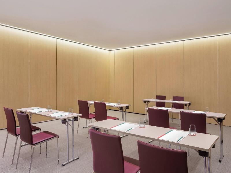 Le Meridien Visconti Rome image