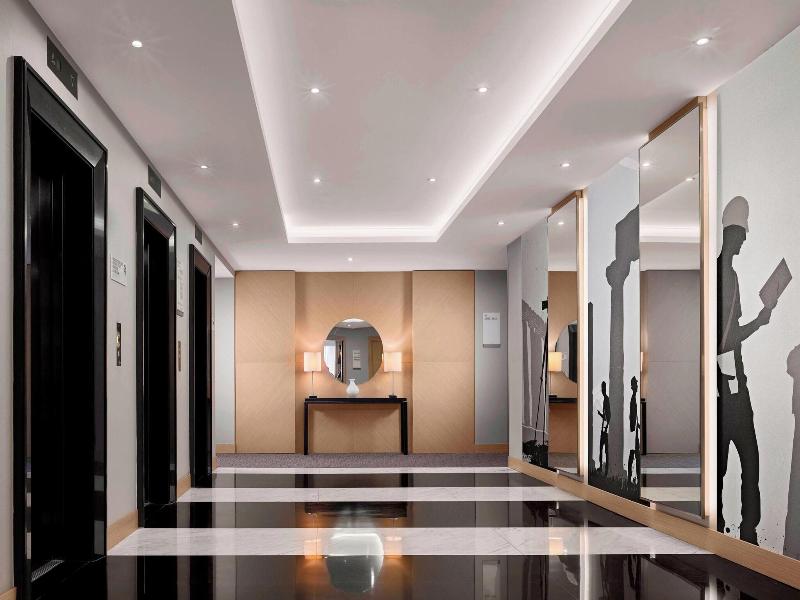 Le Meridien Visconti Rome image