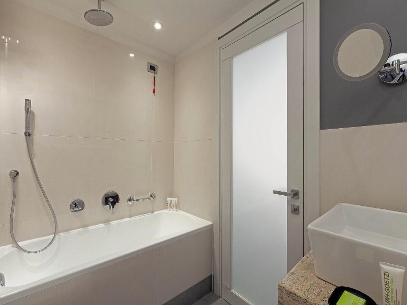 Le Meridien Visconti Rome image