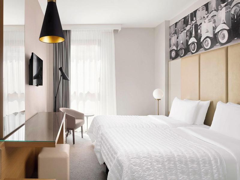 Le Meridien Visconti Rome image