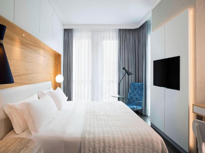 Le Meridien Visconti Rome image