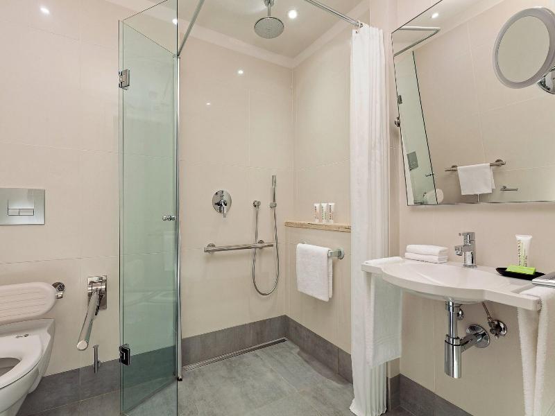 Le Meridien Visconti Rome image