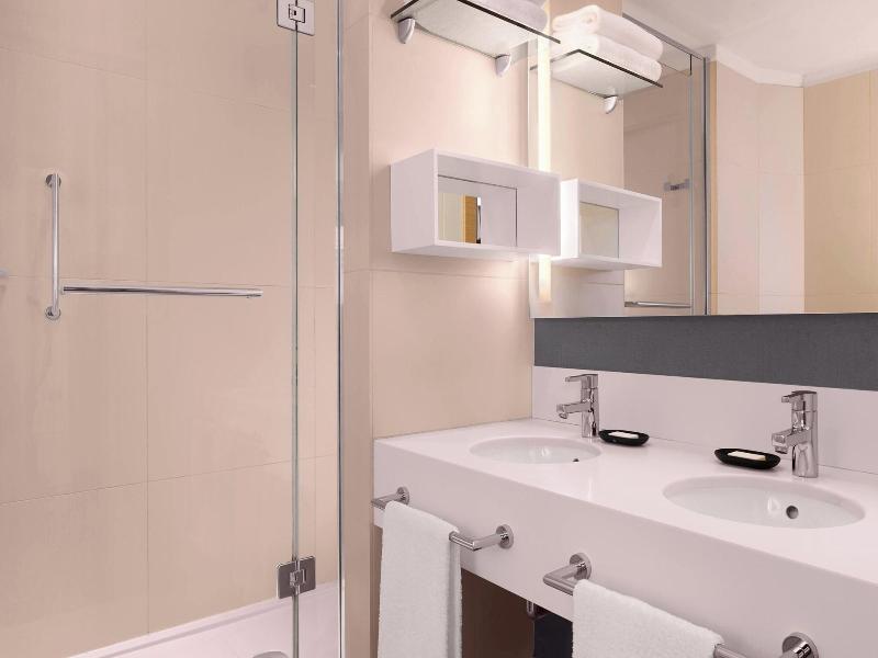 Le Meridien Visconti Rome image