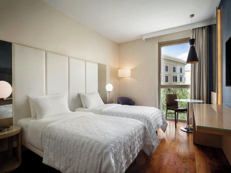 Le Meridien Visconti Rome image