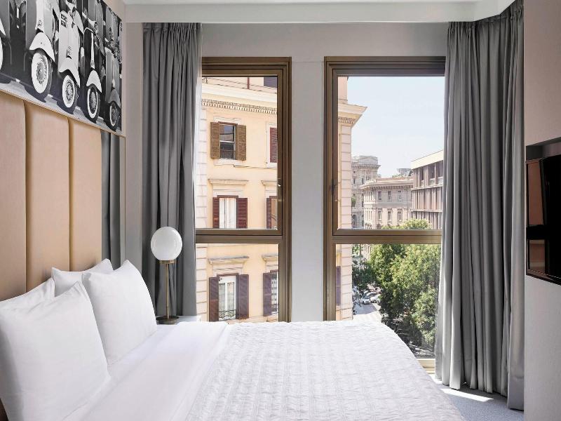 Le Meridien Visconti Rome image