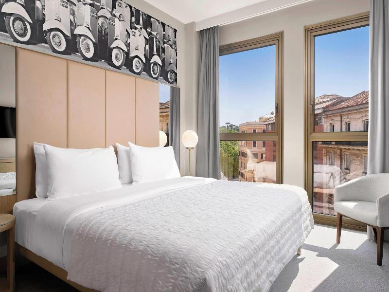 Le Meridien Visconti Rome image