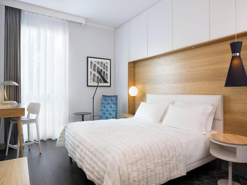 Le Meridien Visconti Rome image