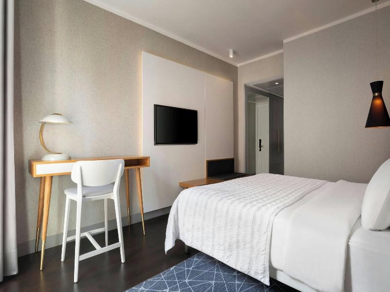 Le Meridien Visconti Rome image
